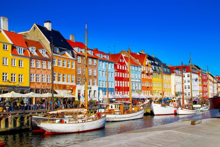 デンマーク - 毎日 800MB（ヨーロッパ 33カ国）